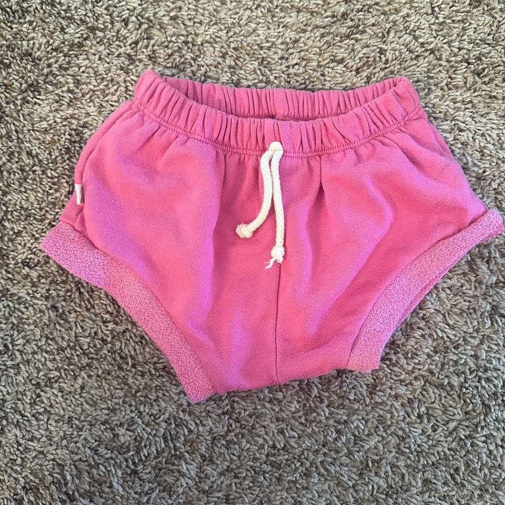 Childhoods clothing shorties. Size 5t. Good condition!